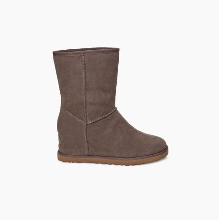 UGG Classic Femme Short - Boots Dame - Brune (NO-A514)